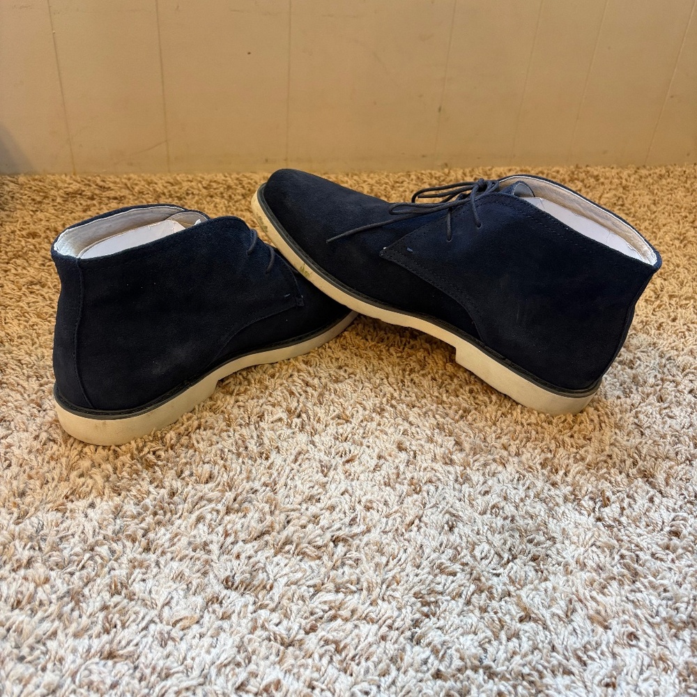 Express Suede Chukka boot